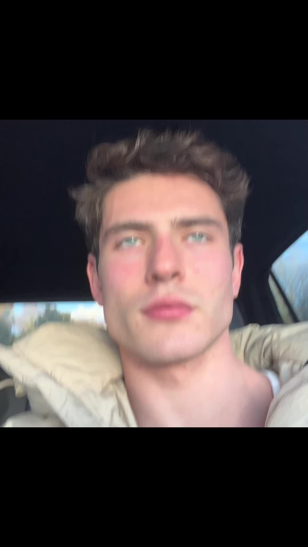 @️