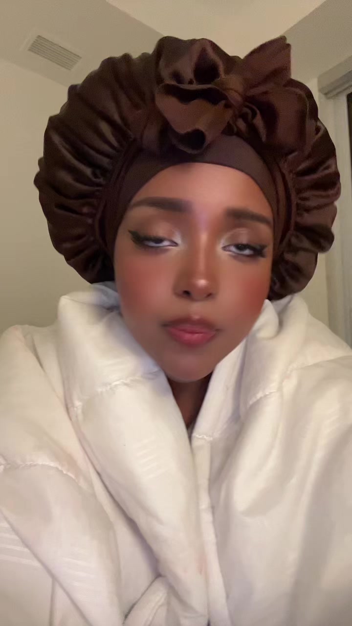 @Earthtokhadija