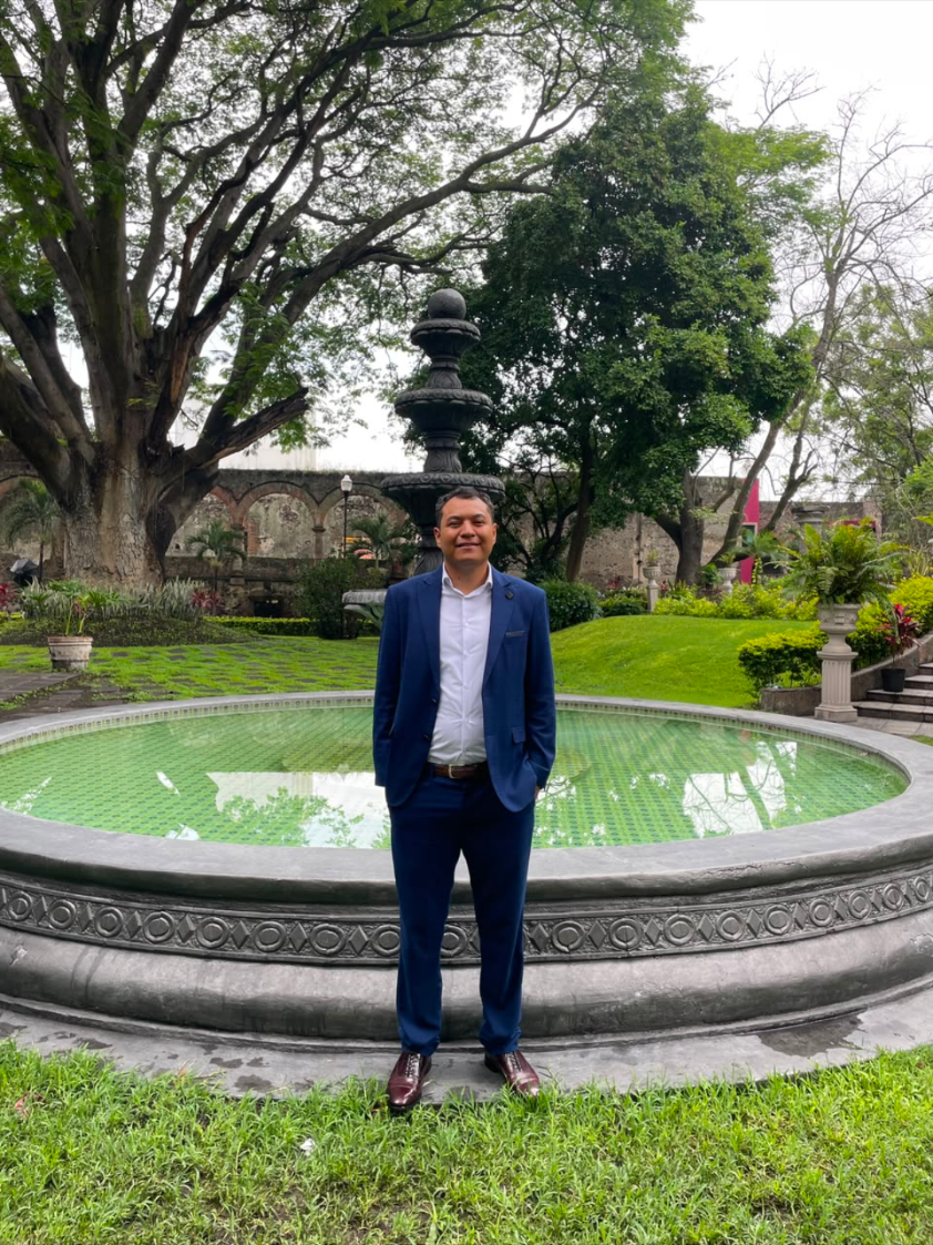 @Nahum Urbina
