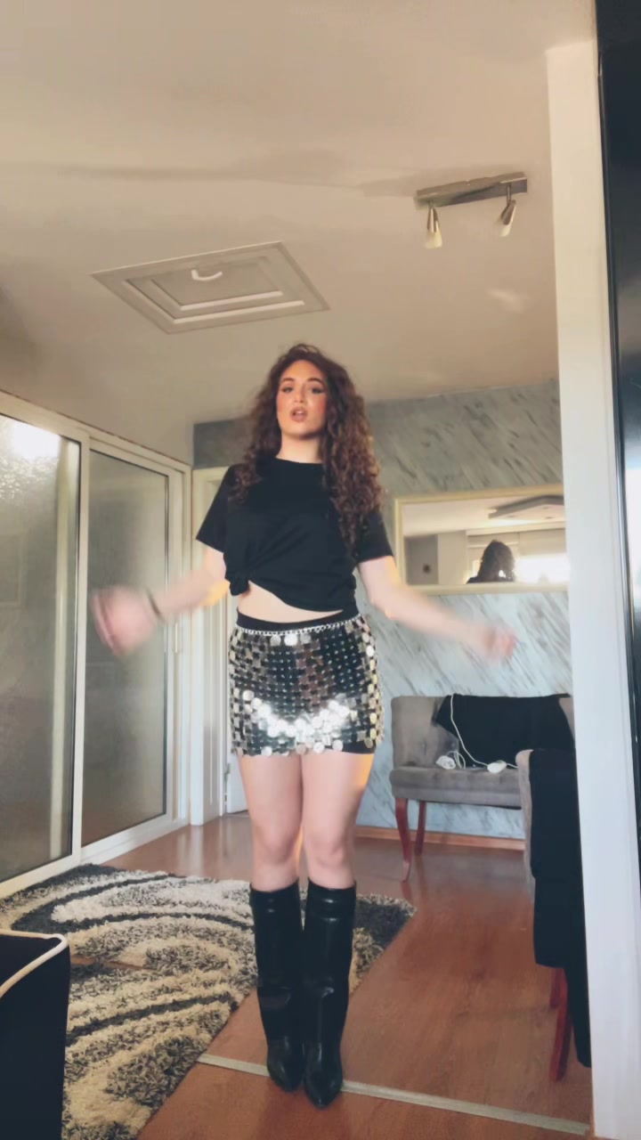 @iiivonaaaa