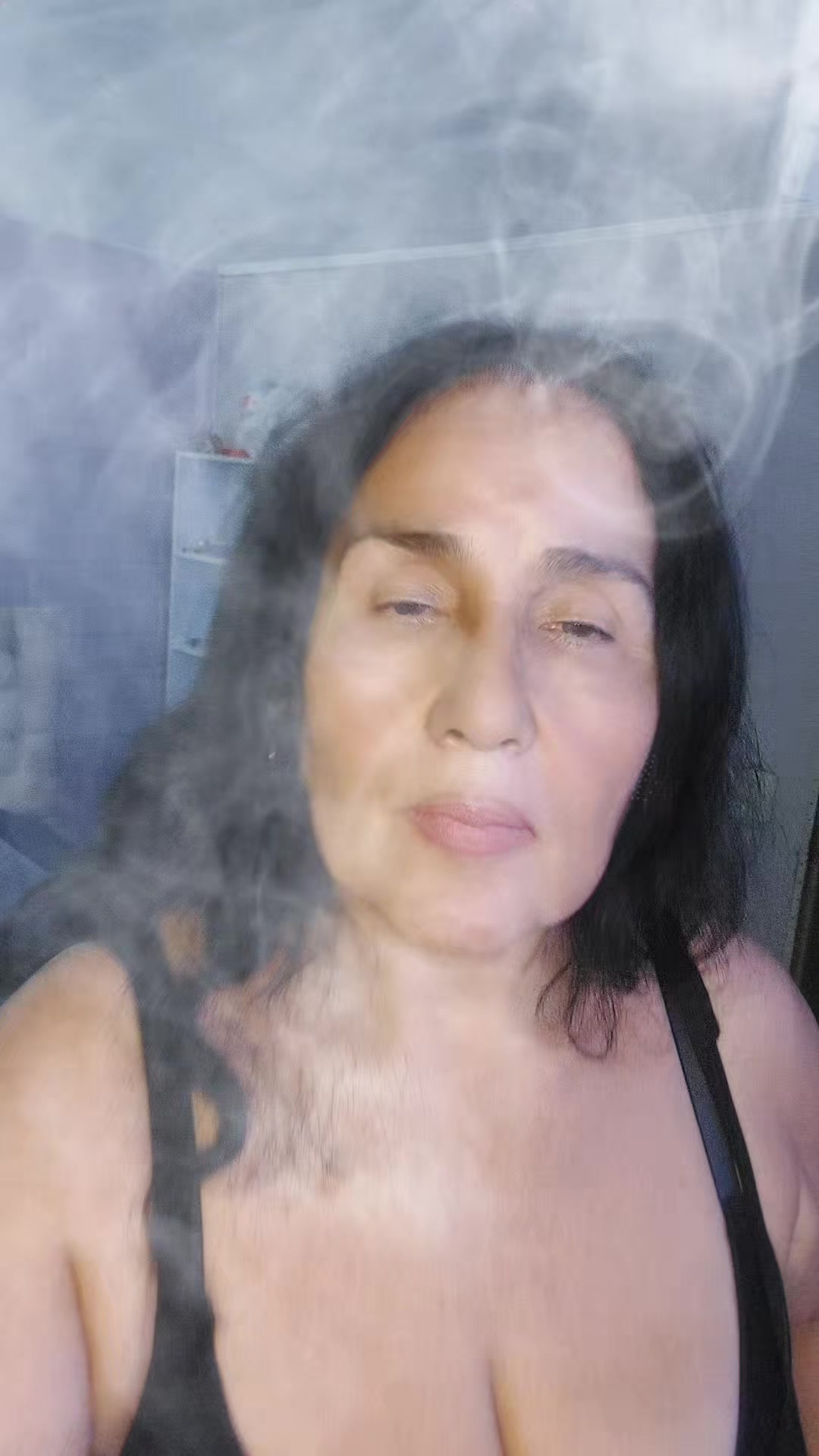 @v_i_v_i_a_n_a_o_8