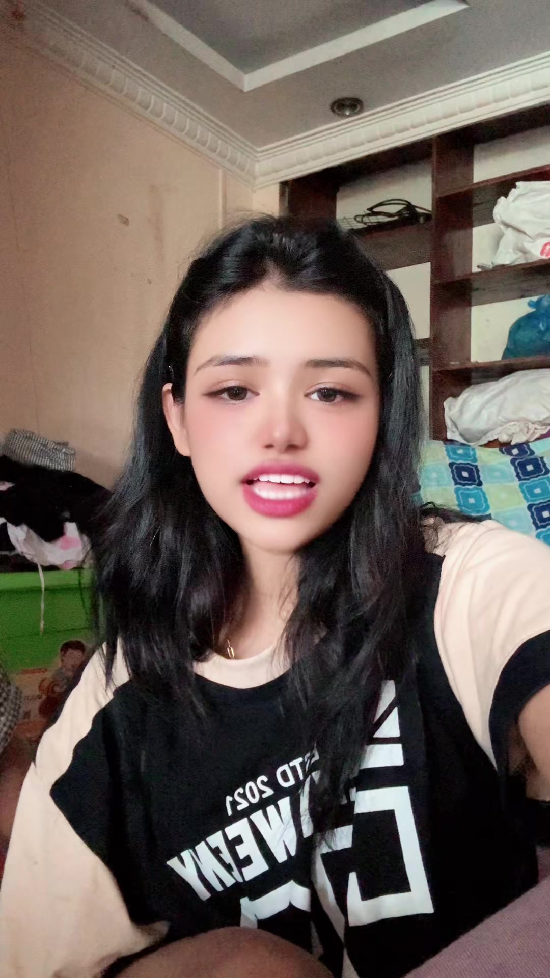 @Jj