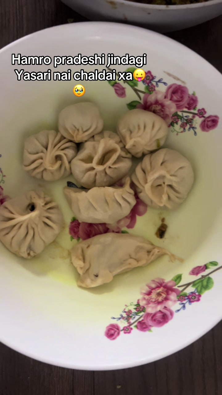 @अनुश्री 🧿