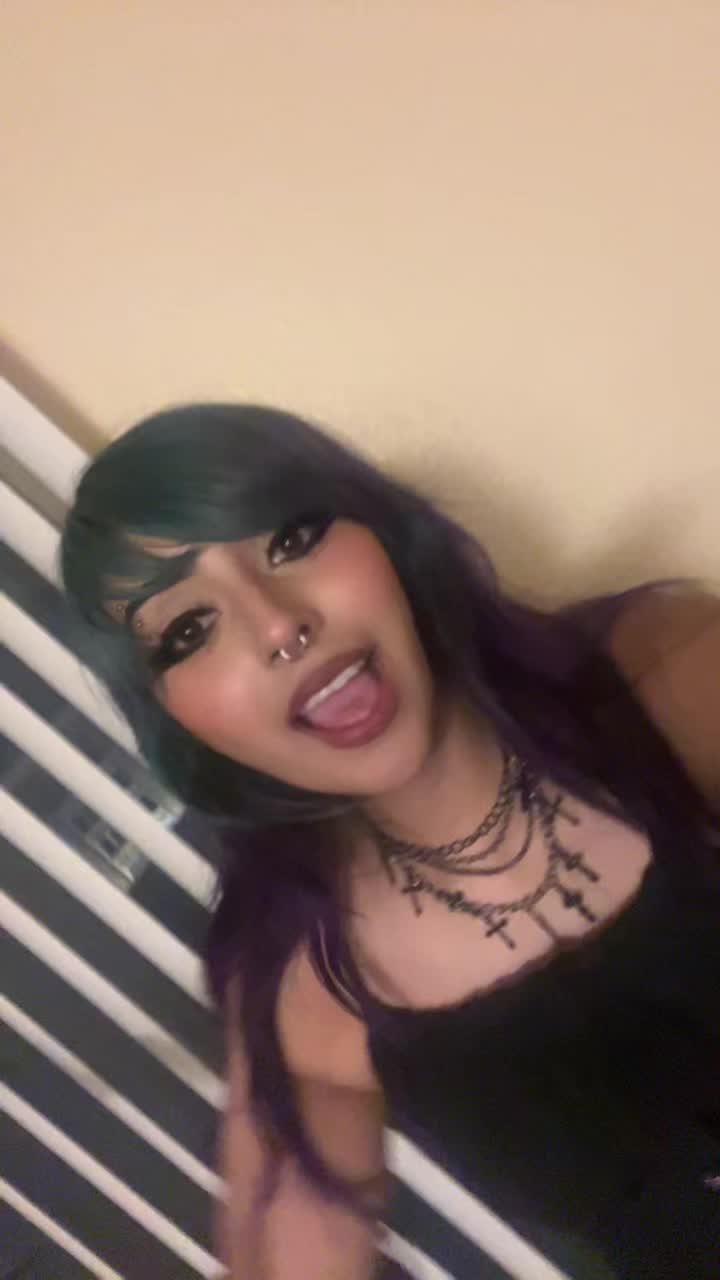 @Sam >.<