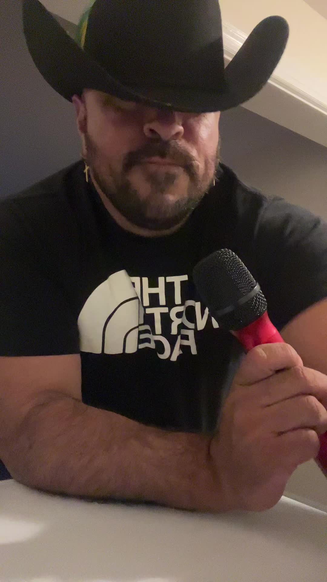 @Héctor Lascurain