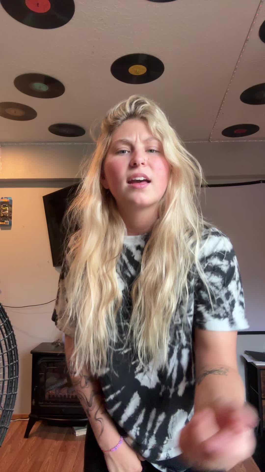 @kennyyyybb