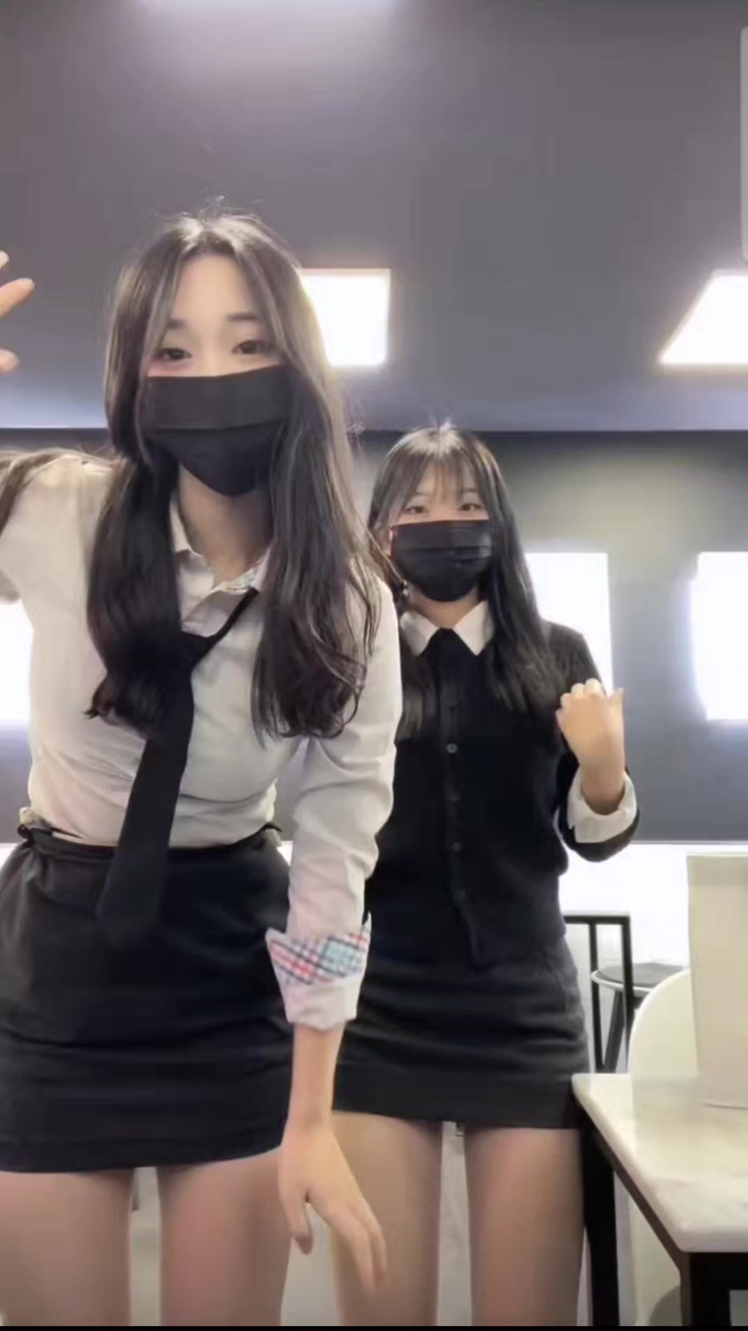 @쌔끈쌔끈