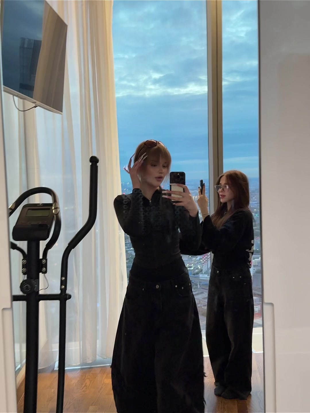 @Вела