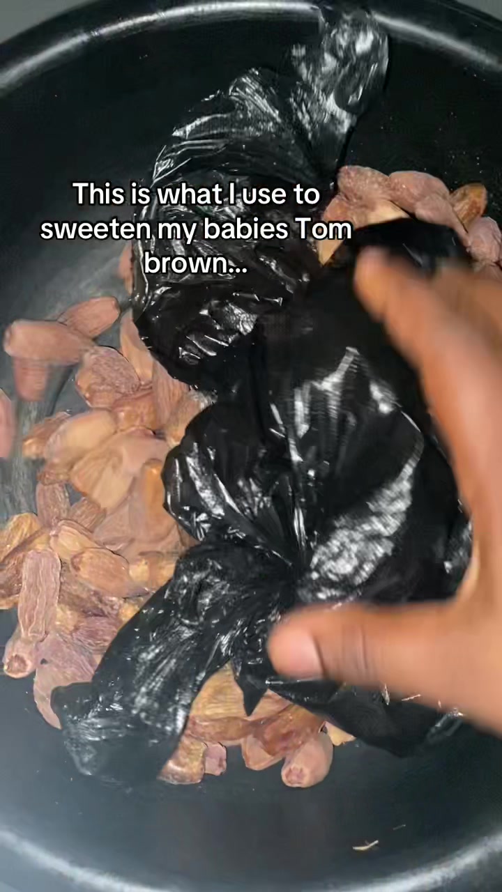 @lizcharm