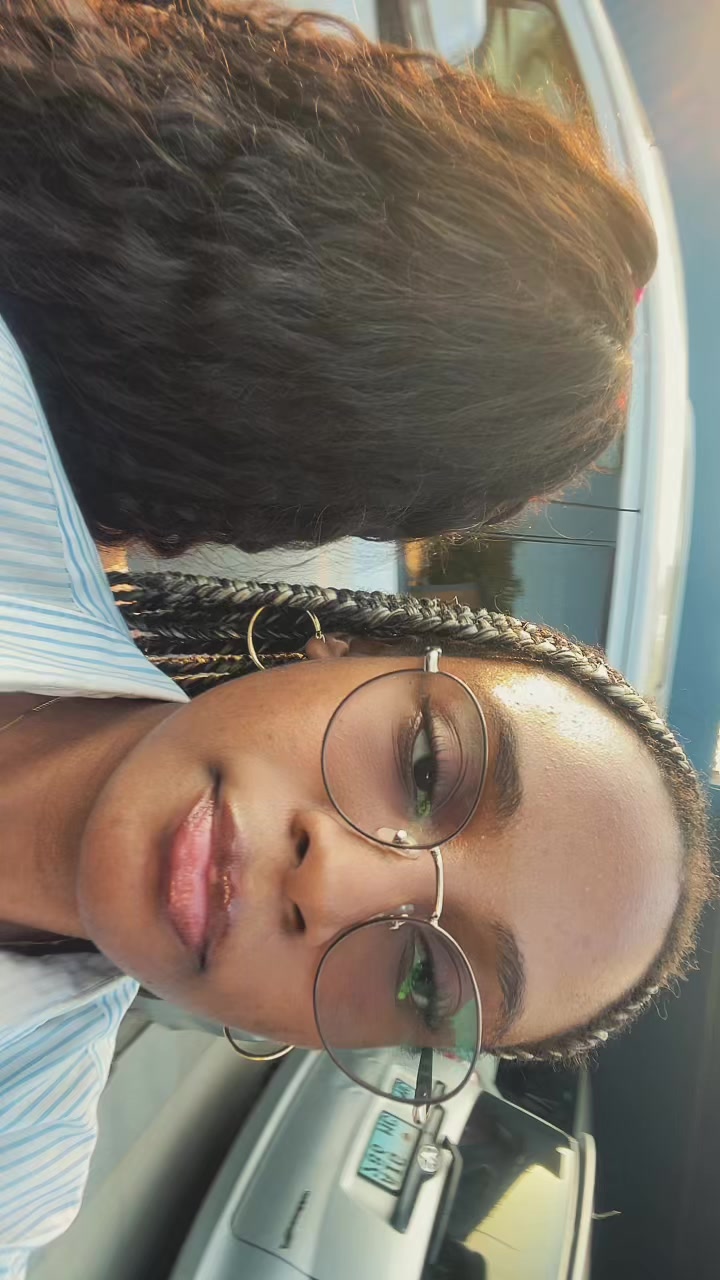 @Anika_idriss