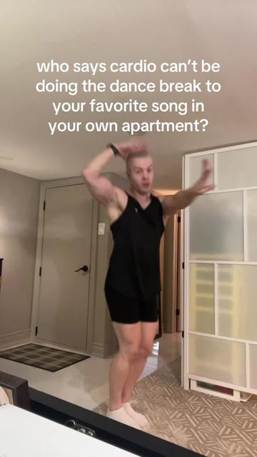 @Mike ๐ณ๏ธ๐ Gay Fitness Coach