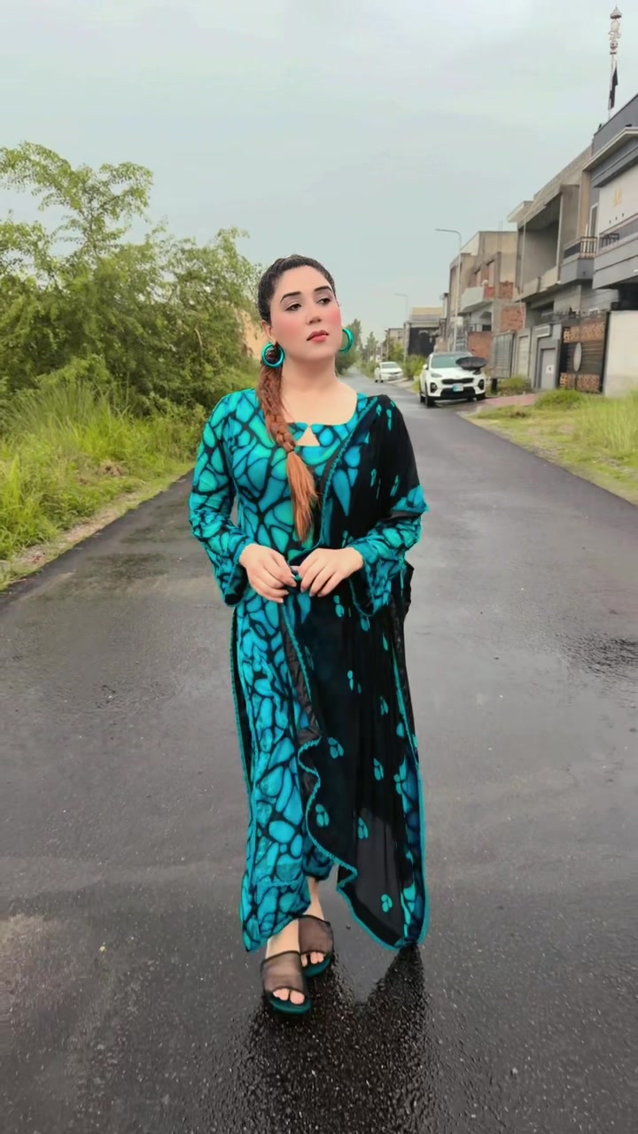 @CHIRIYA _QUEEN💃