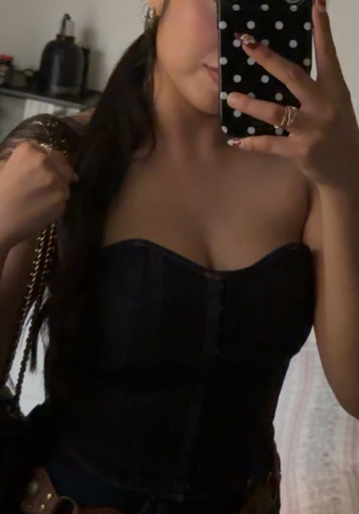 @Anahi
