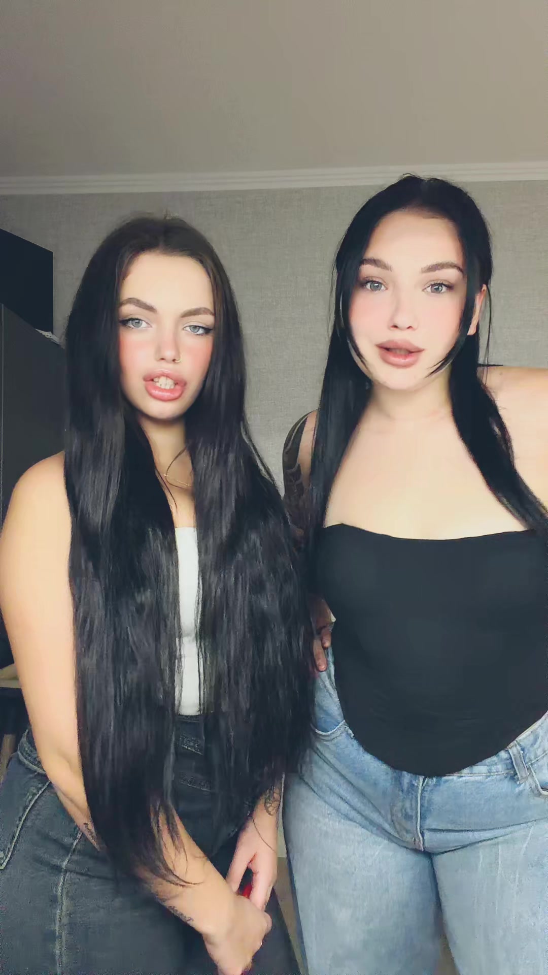@aangelllinaaaaa