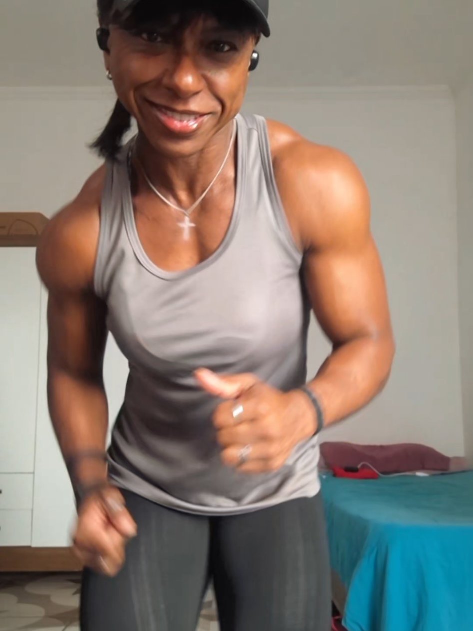 @Sararegina0076