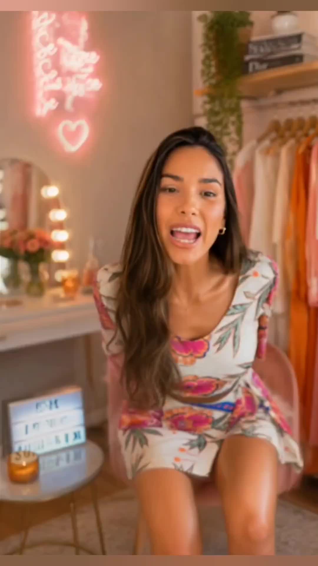 @elarisofficial