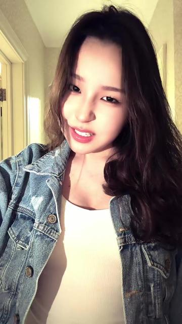 @minabj_