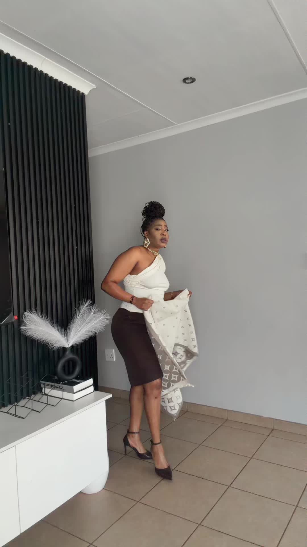 @kholomalele
