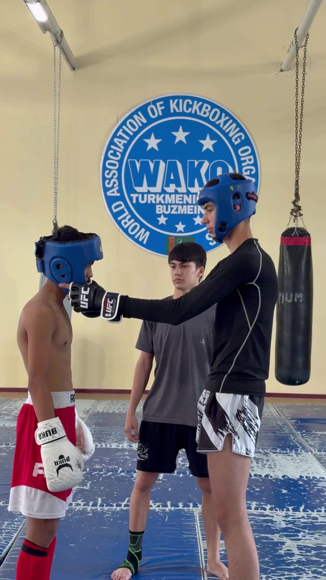@WAKO BUZMEIN KICKBOXING CLUB