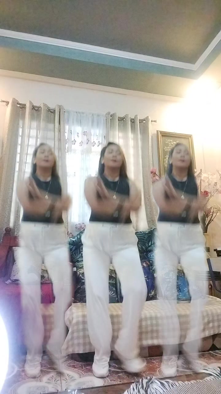 @RheaMar20