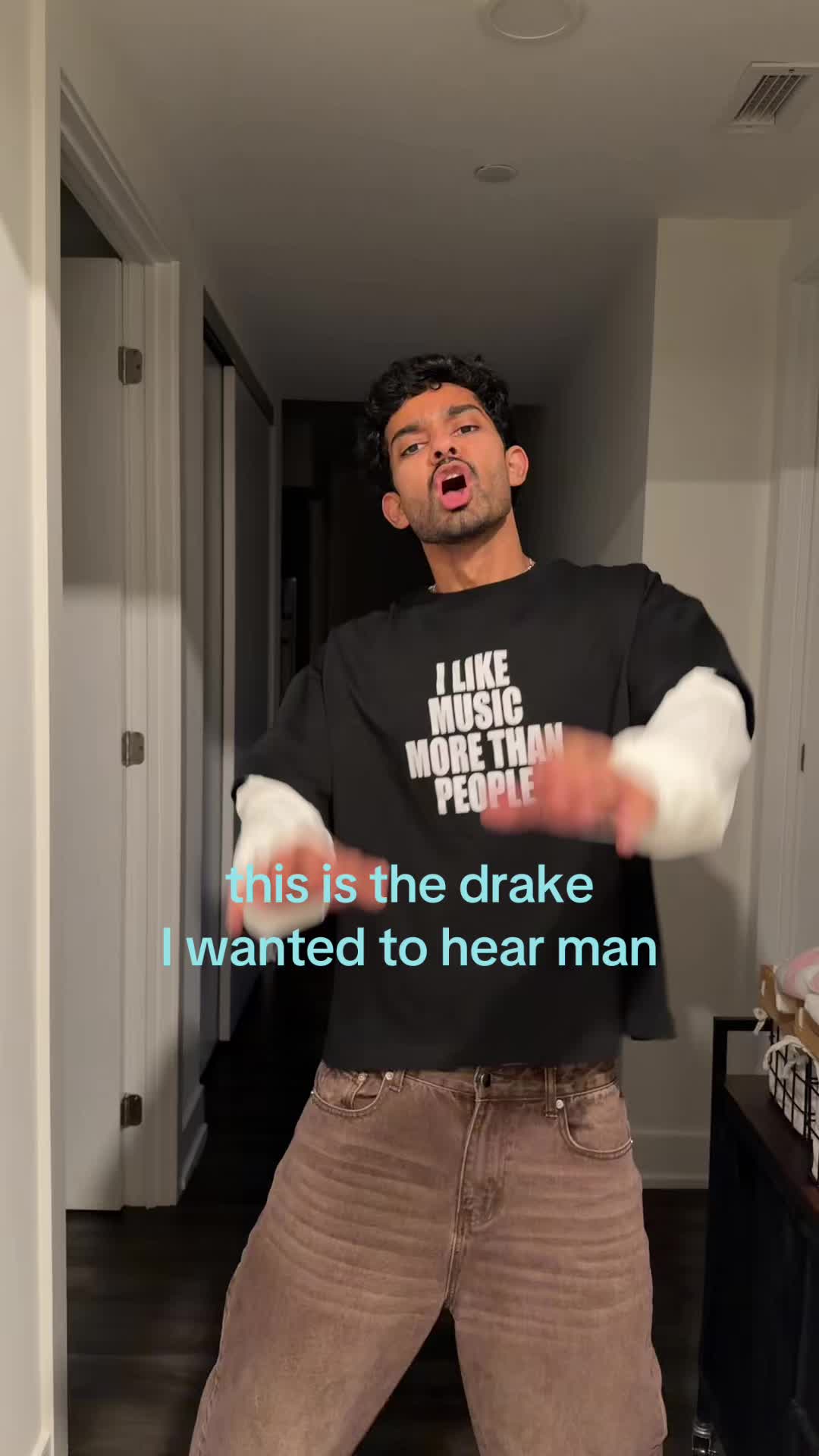 @Trisytre