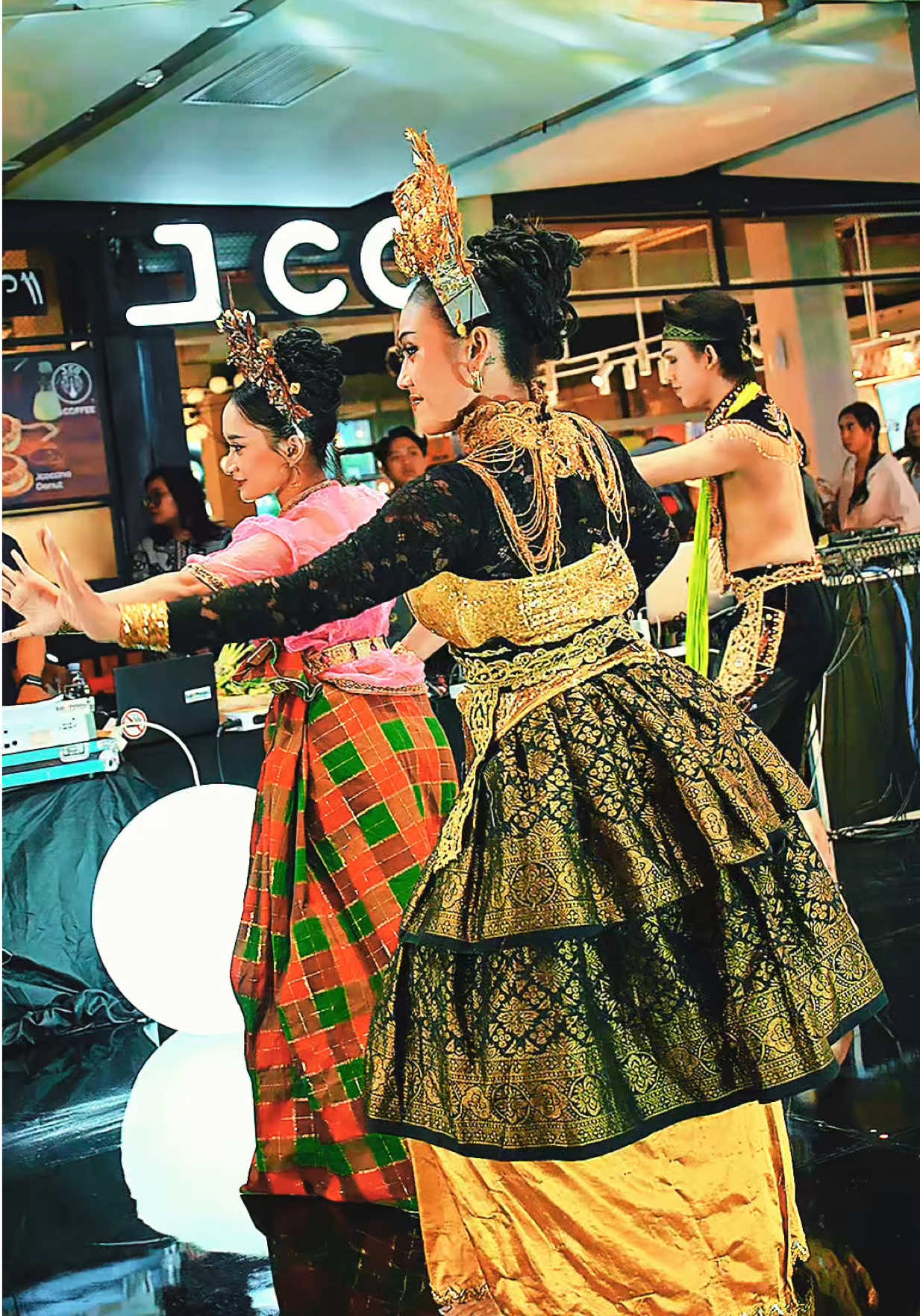 @Sevenpro Entertainment