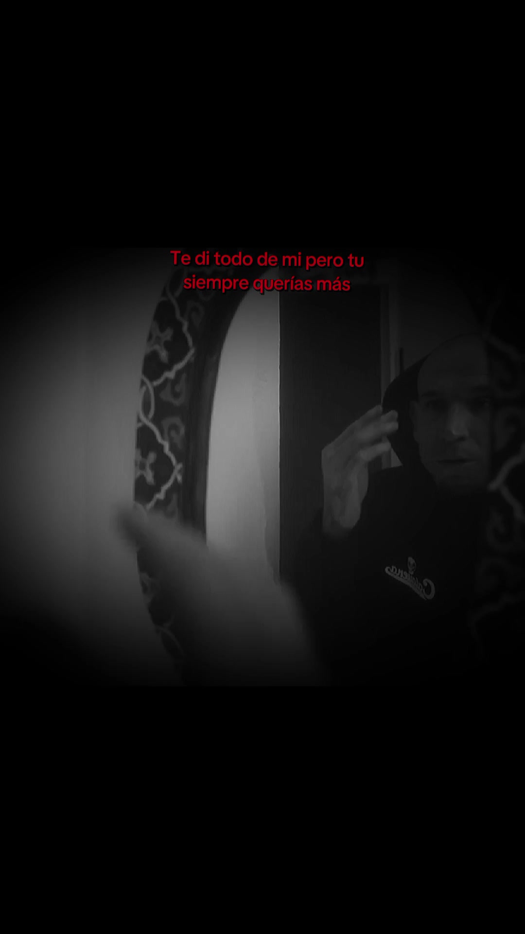 @Velásquez