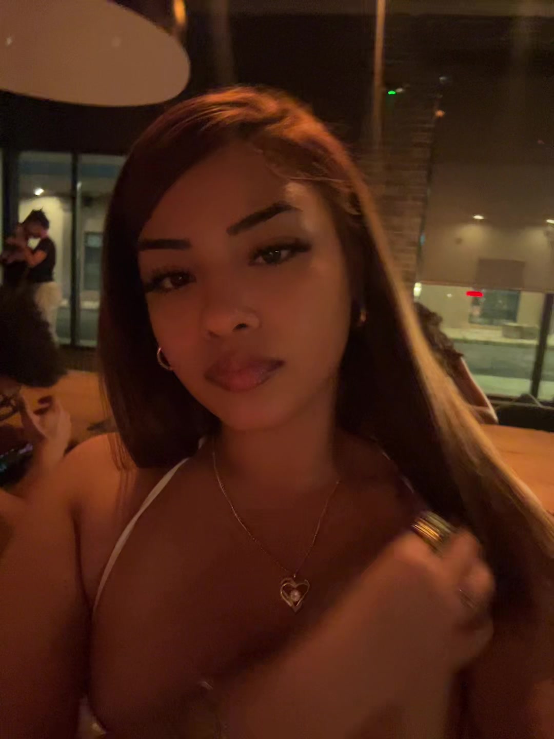 @Um