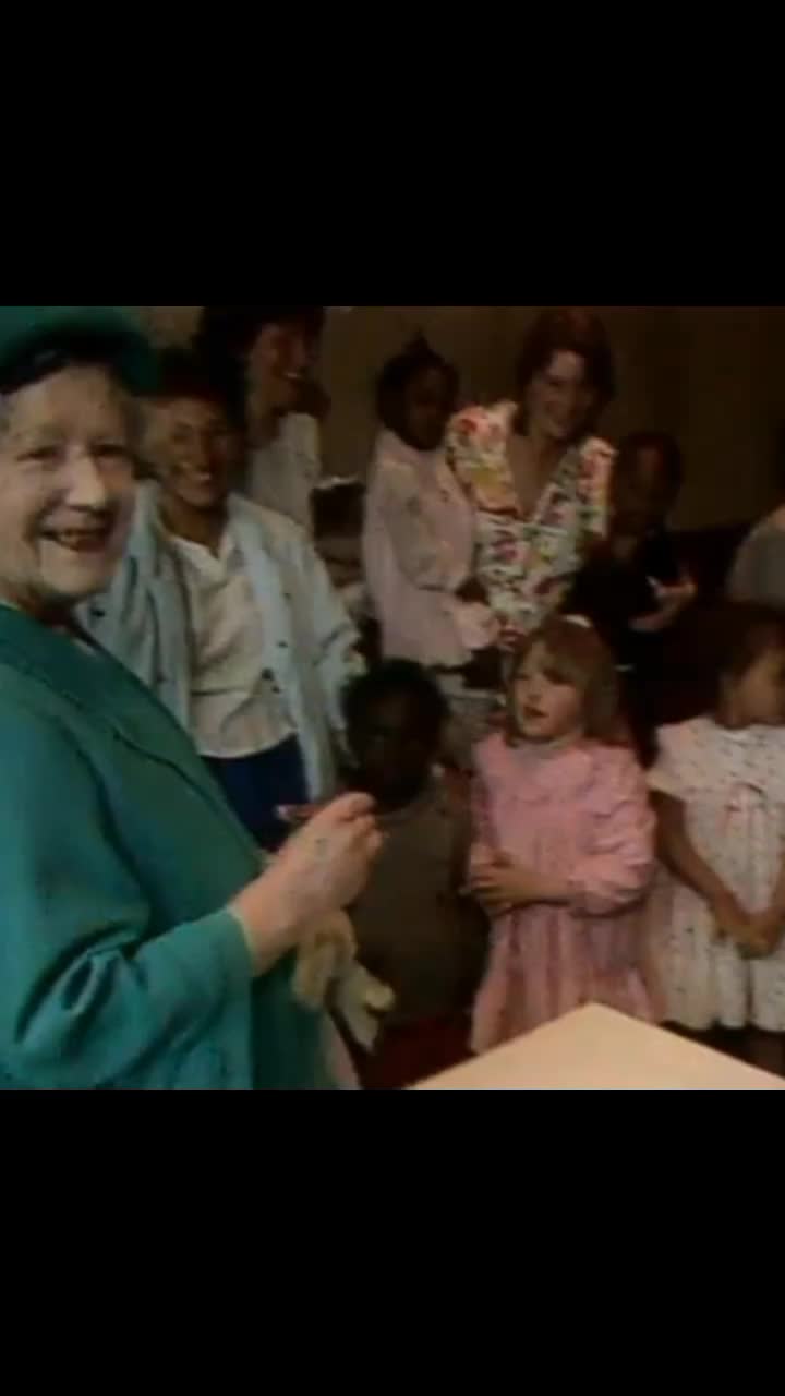 @Queen Elizabeth 2_Queen Mother