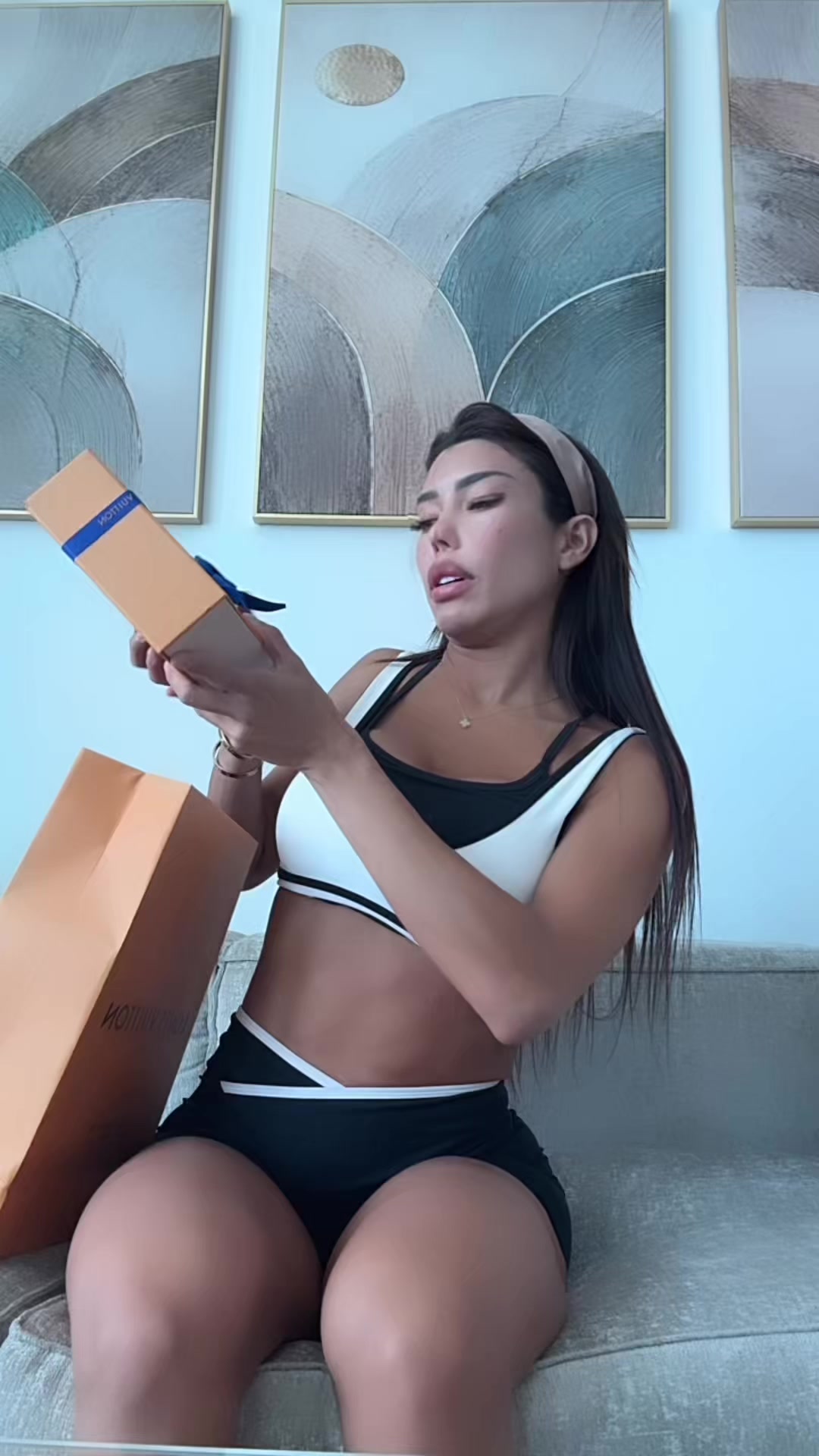 @ana_espinola_b5