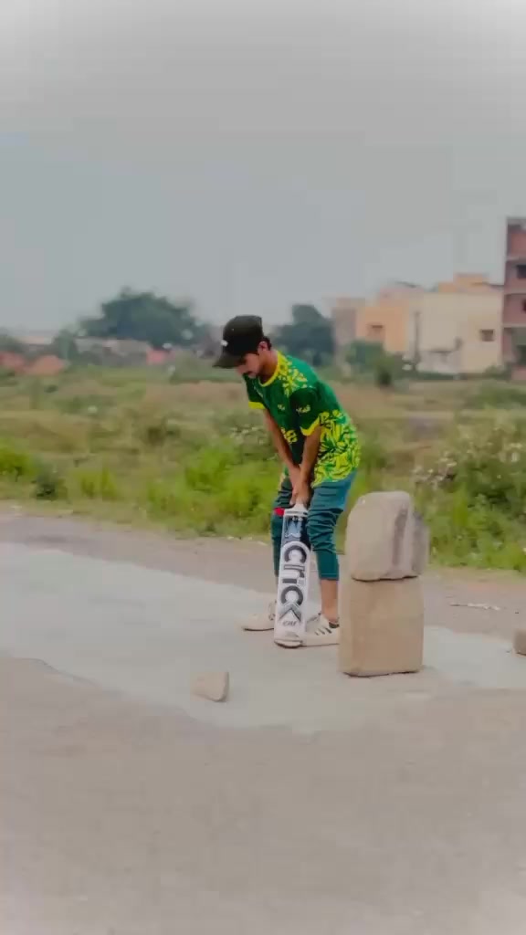@نومی لیفٹی فخرے چٹھہ بختاور🏏
