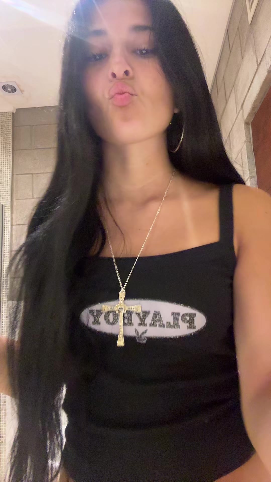@vickidozzi