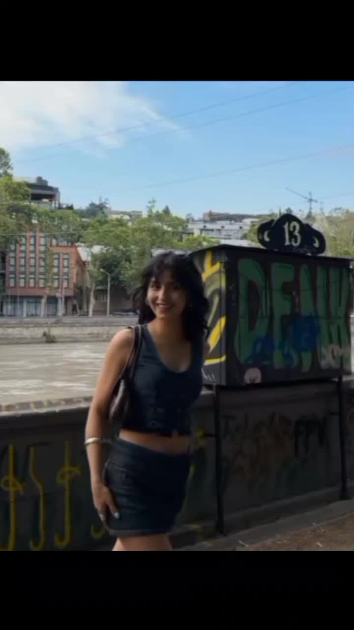 @02