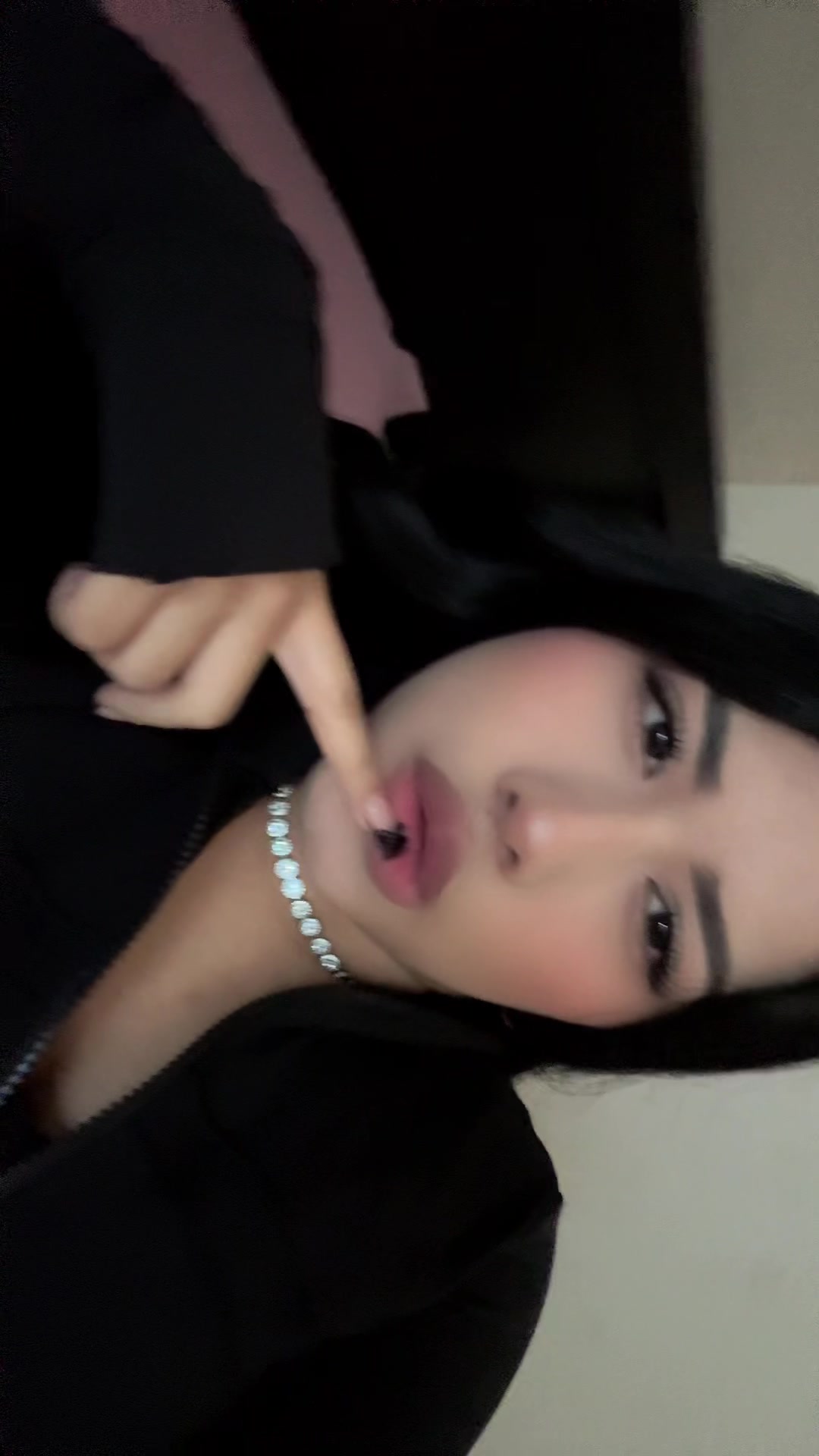 @hehateskesly
