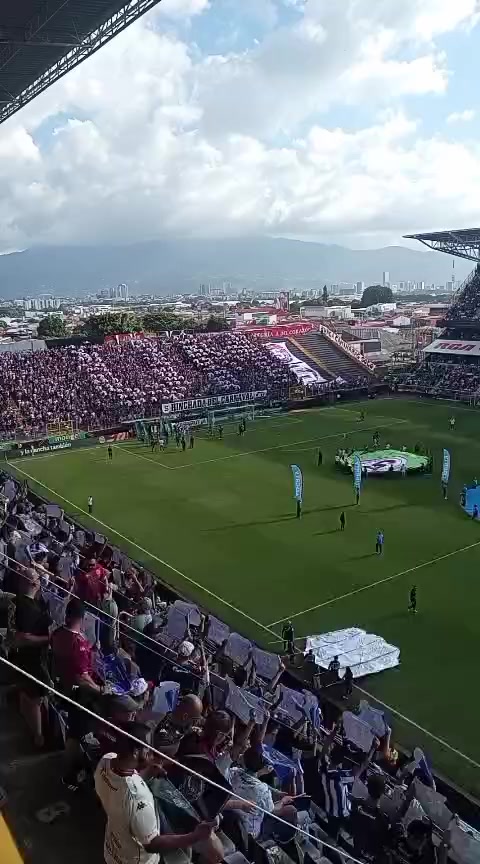 @Glorii Cubero 🕳️
