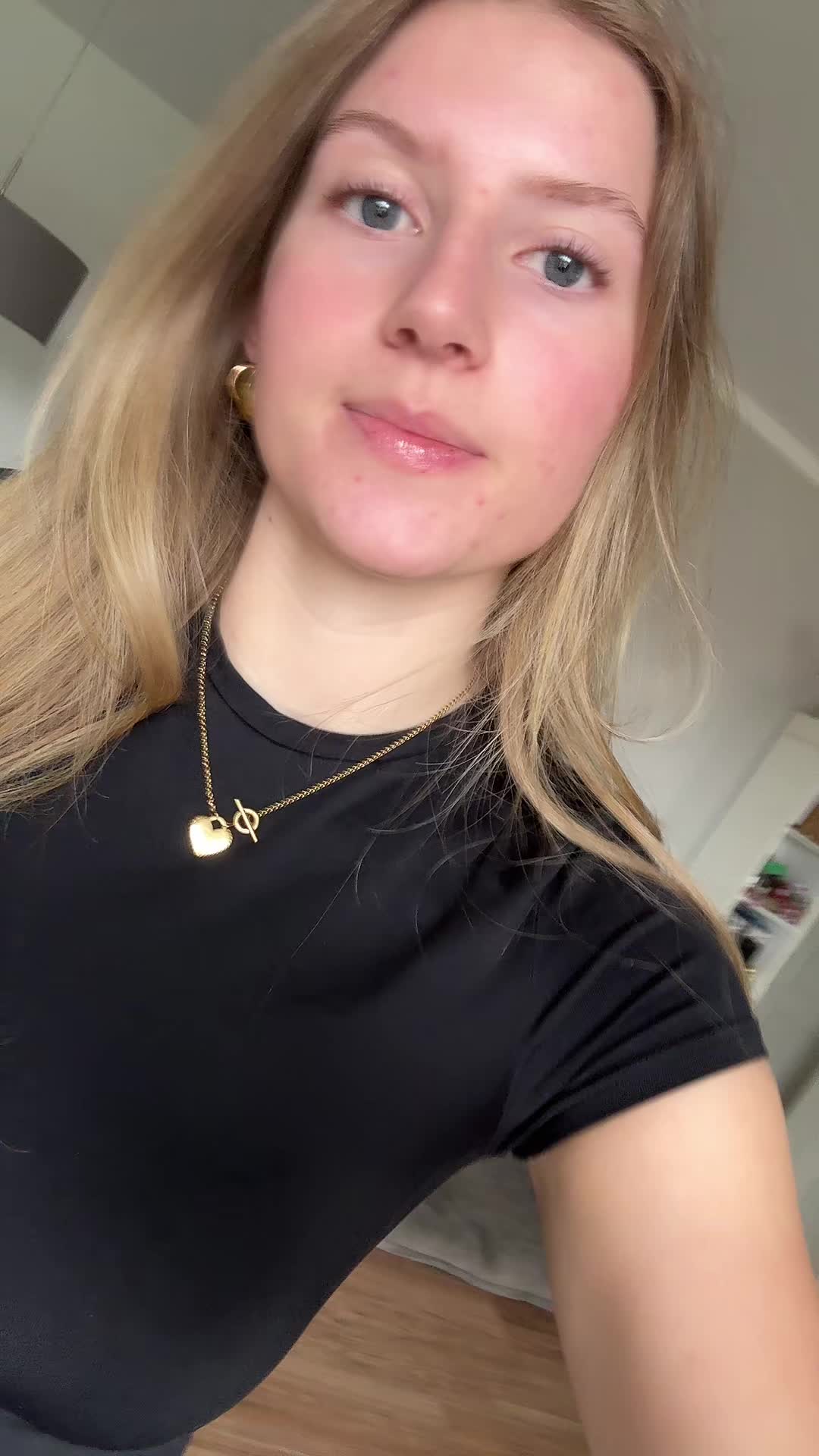 @Leni 🌟