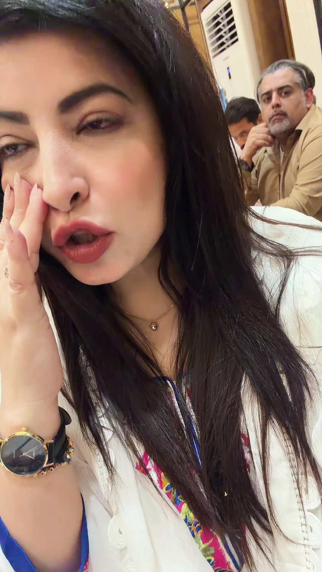 @Uzmaa tahir