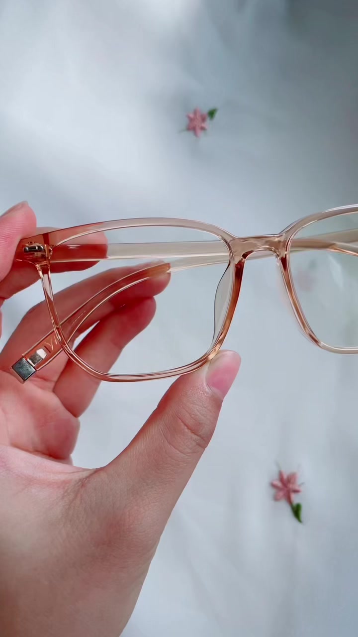 @Design Glasses