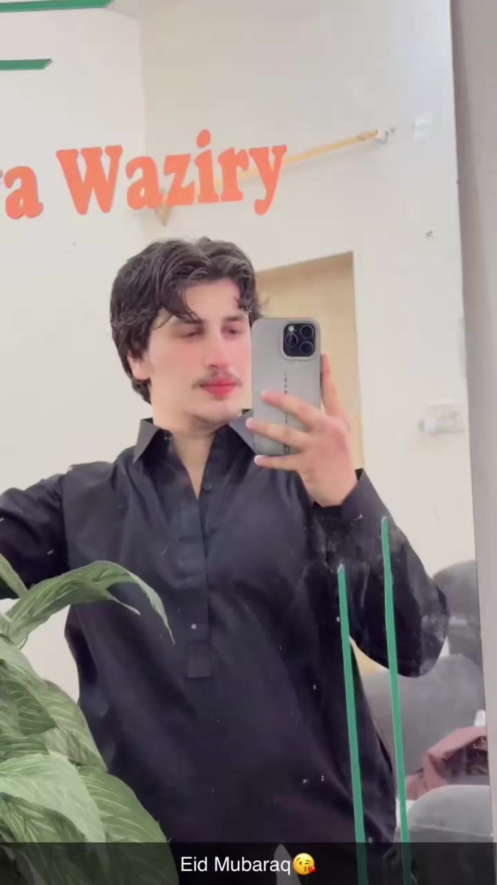 @👑احمد ضیاء وزیری🥀