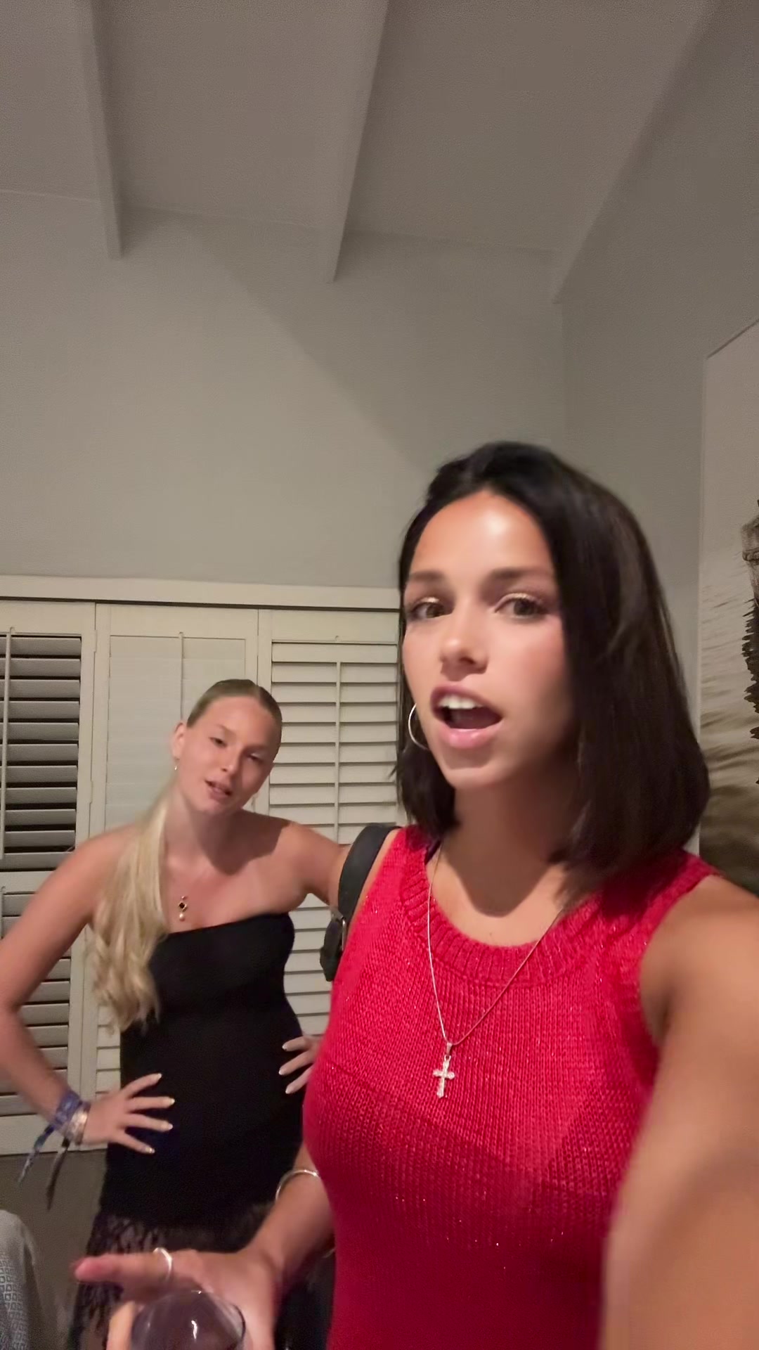 @Mia Cole