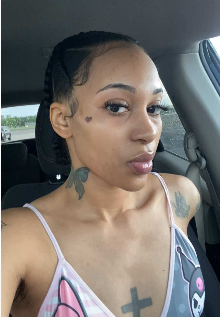 @Whoshewannnabe