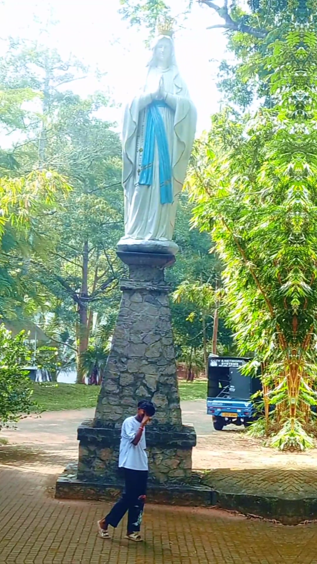 @🔱සිසර් මල්ලි 🔱