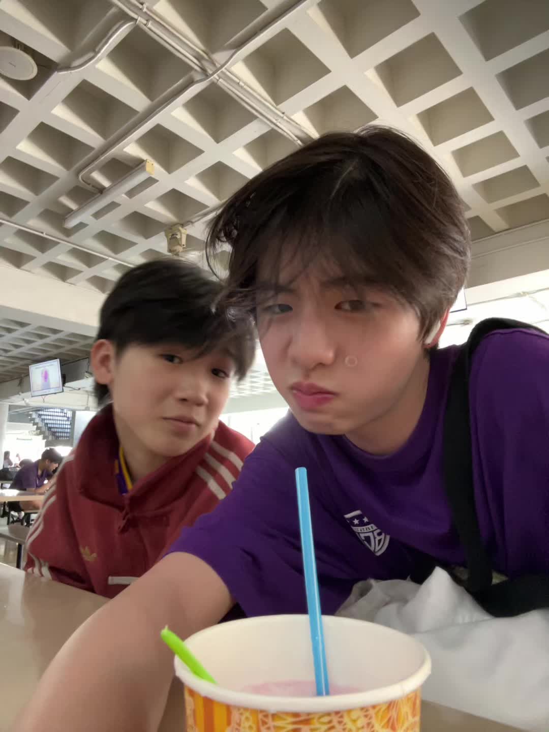 @ตอตง