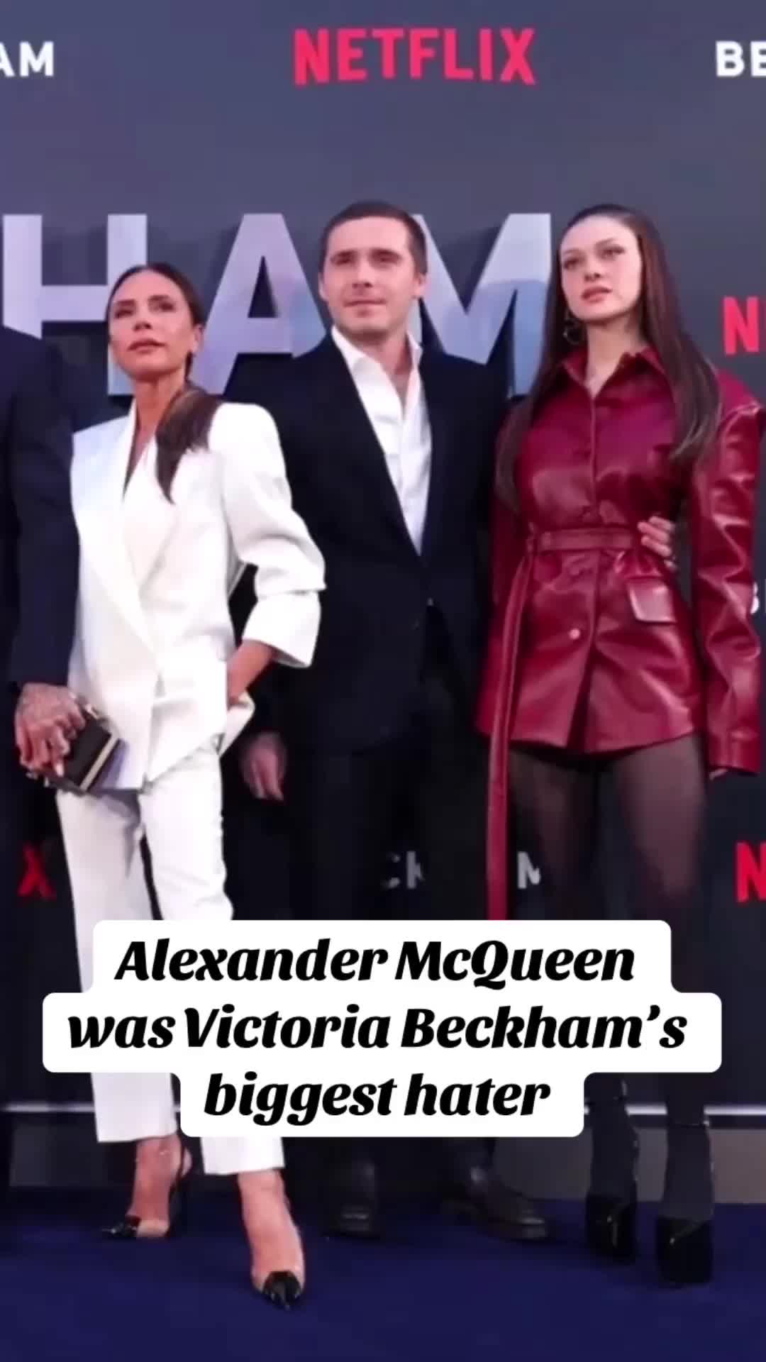 @Hollyweird