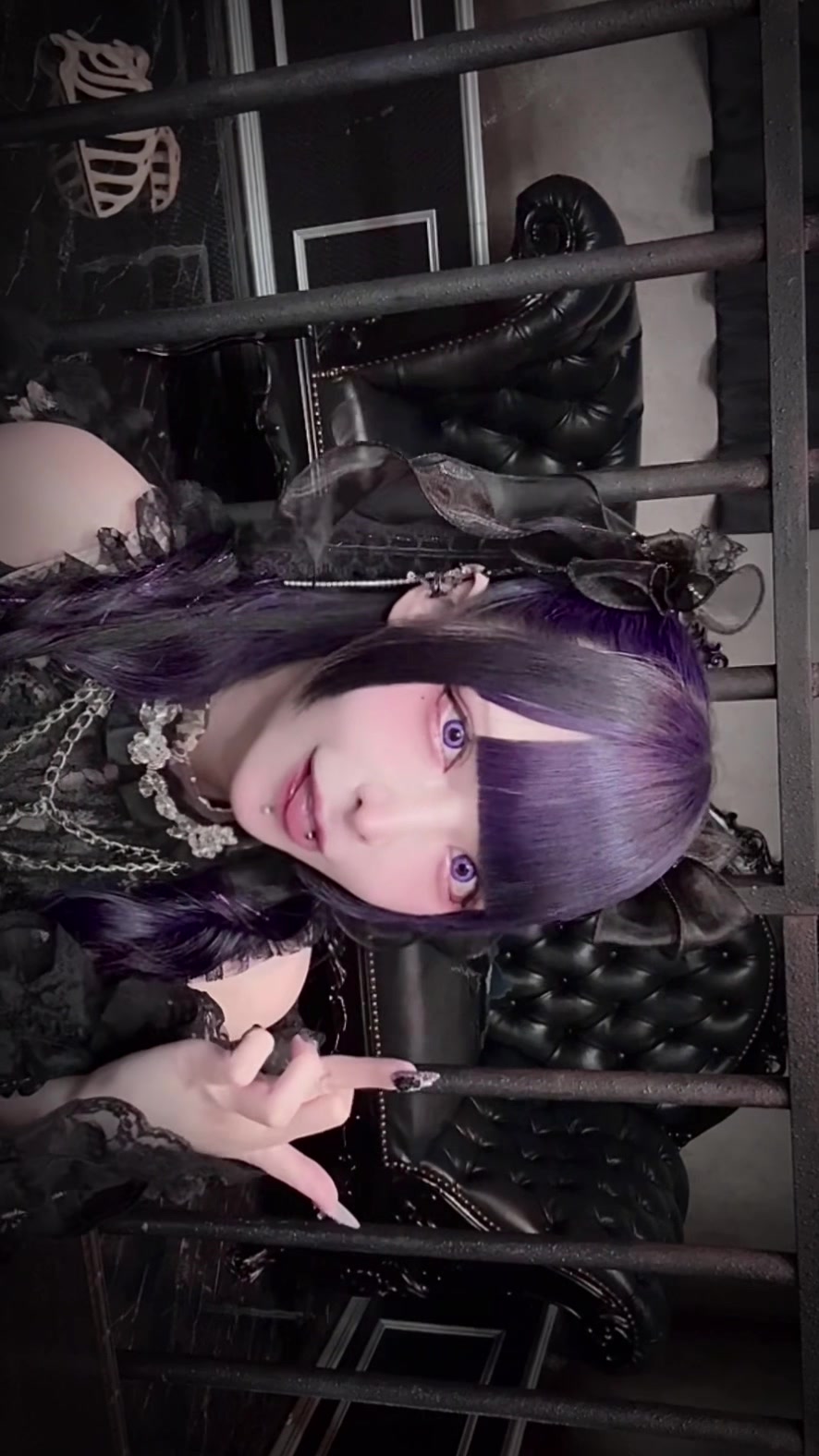 @黒魅らら