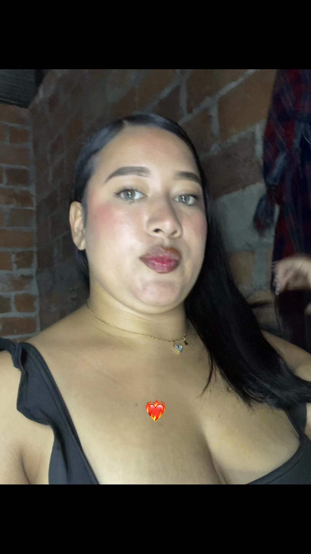 @Alexandra Cadena