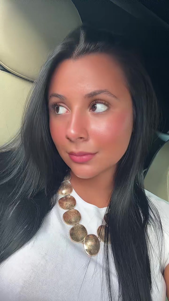@♱ lisandra
