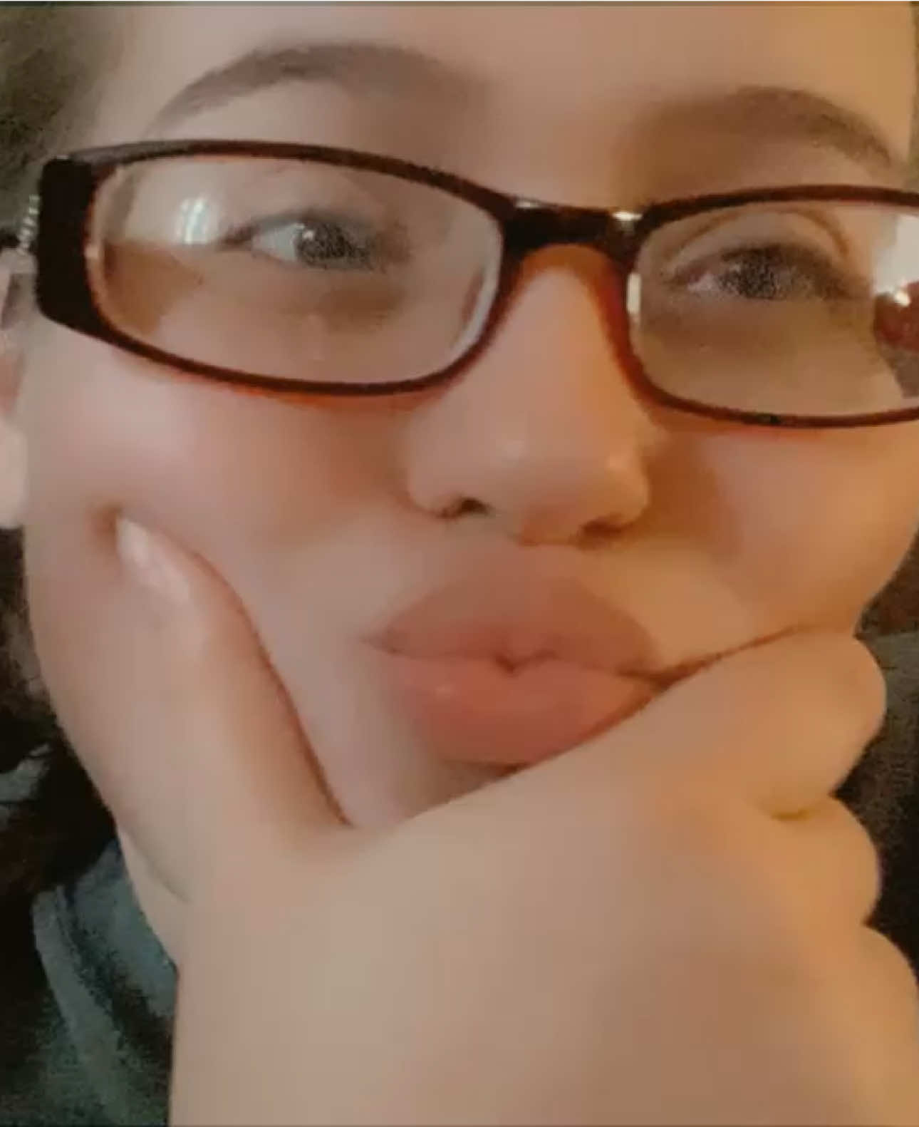 @eliananieves