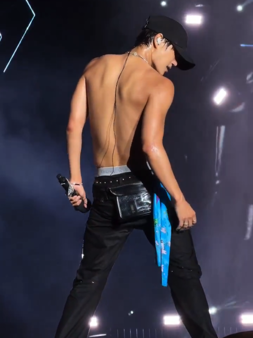 @acervo kim jongin