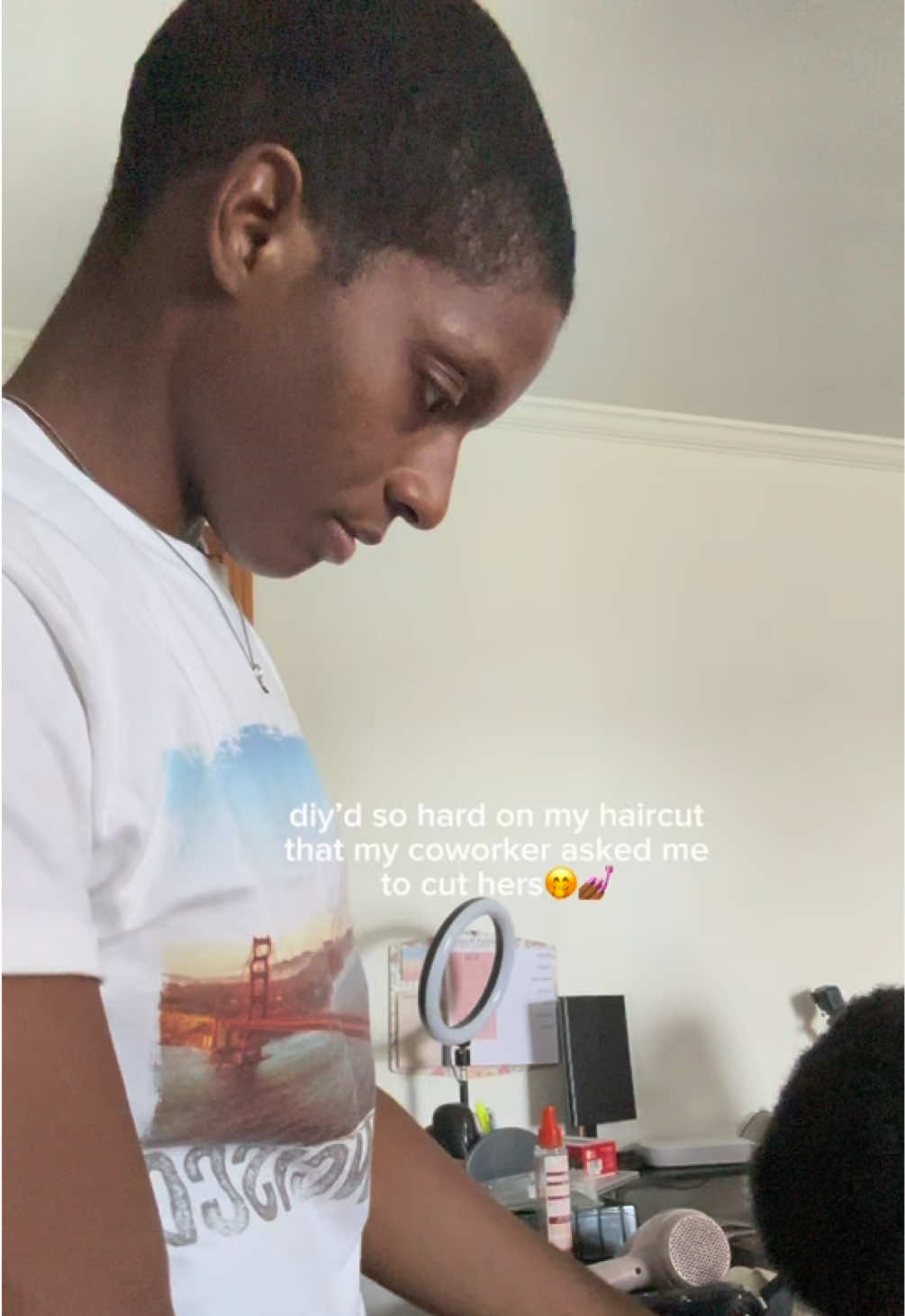 @justdesnaround